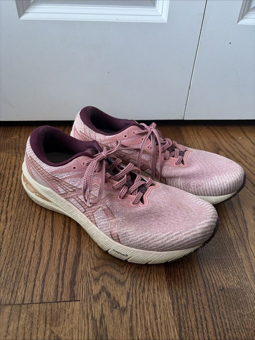 Asics GT-2000 10 Women's Size 11 Running Shoes Pink